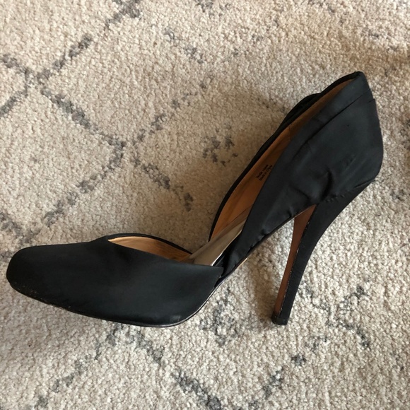 Badgley Mischka Pumps - Picture 4 of 6